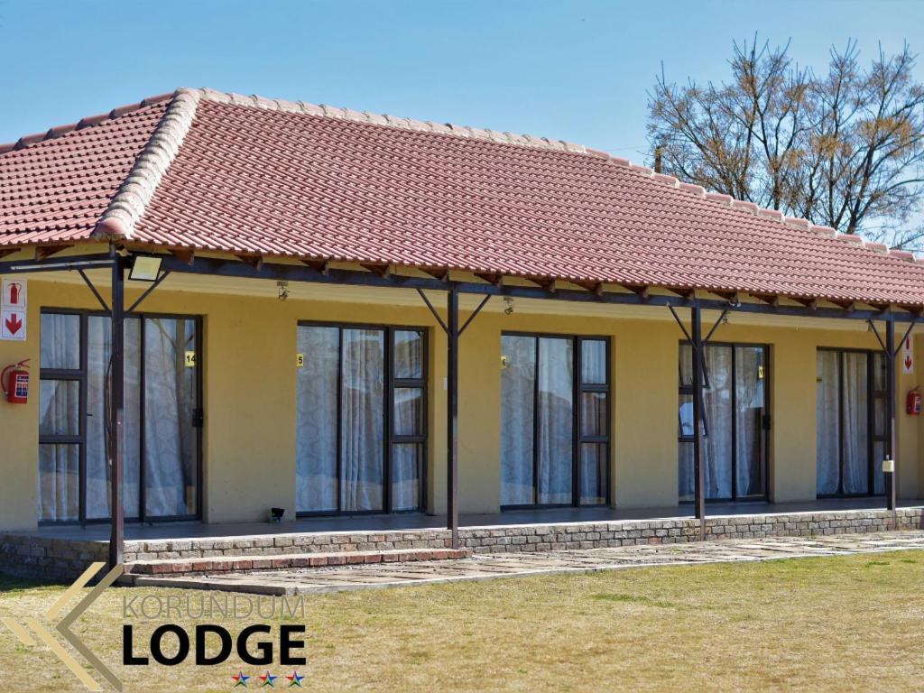 Korundum Lodge فيرينجنغ المظهر الخارجي الصورة